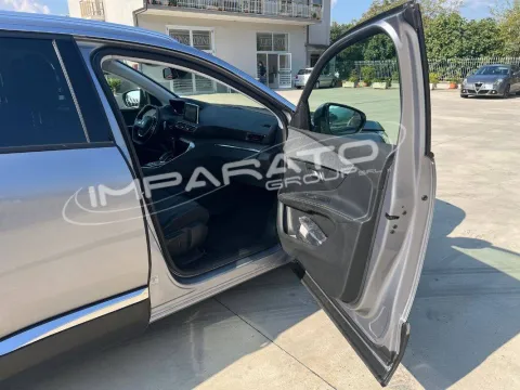 Peugeot 5008 1.5 bluehdi Allure s&s 130cv 7p.ti eat8 my21 - Immagine 13