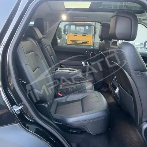 Land Rover Range Rover Sport 3.0 tdV6 HSE Dynamic 249cv auto - Immagine 16