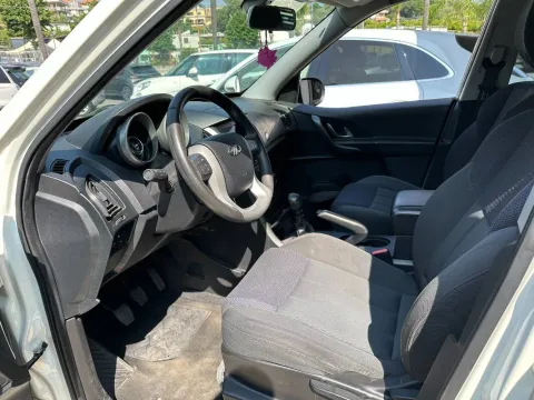 Mahindra XUV500 2.2 16v W6 fwd 7p.ti M1 - Immagine 11