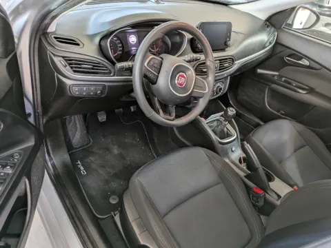 Fiat Tipo 5p 1.4 Easy 95cv my17 - Immagine 5