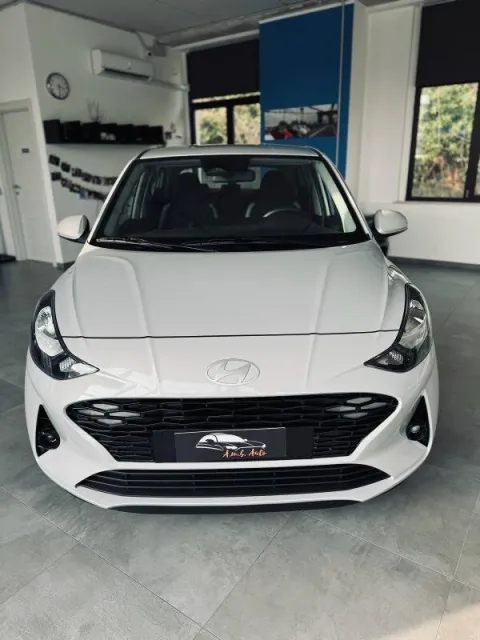 Hyundai i10 1.0 Tech econext Gpl - Immagine 2