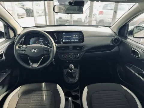 Hyundai i10 1.0 Tech econext Gpl - Immagine 6