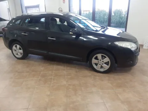 Renault Megane SporTour 1.5 dci Confort 110cv fap - Immagine 6