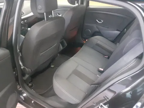 Renault Megane SporTour 1.5 dci Confort 110cv fap - Immagine 7