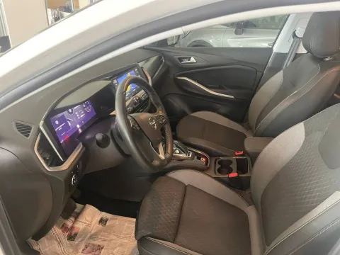 Opel Grandland 1.5 ecotec Business Elegance s&s 130cv at8 - Immagine 6