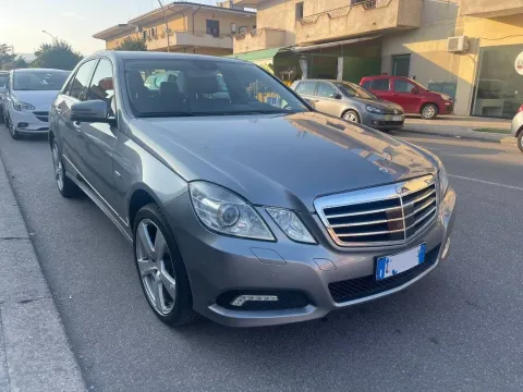 Mercedes E 350 cdi be Elegance 4matic auto - Immagine 2
