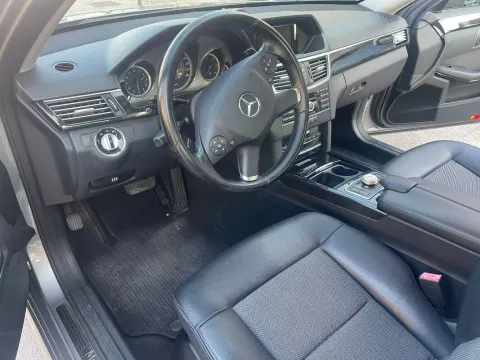 Mercedes E 350 cdi be Elegance 4matic auto - Immagine 3