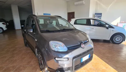 Fiat Panda 1.0 firefly hybrid City Life s&s 70cv - Immagine 3