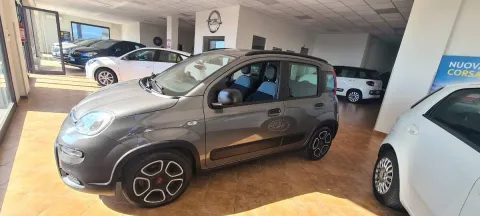 Fiat Panda 1.0 firefly hybrid City Life s&s 70cv - Immagine 4