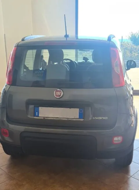 Fiat Panda 1.0 firefly hybrid City Life s&s 70cv - Immagine 5