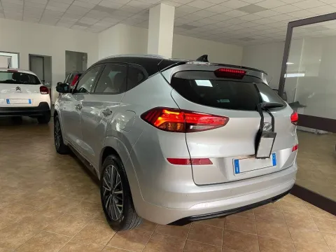 Hyundai Tucson 1.6 crdi 48V Xprime Safety Pack 2wd 115cv my20 - Immagine 3