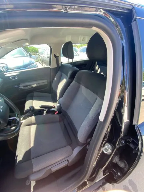 Citroen C4 Cactus 1.6 bluehdi Shine s&s 100cv - Immagine 8