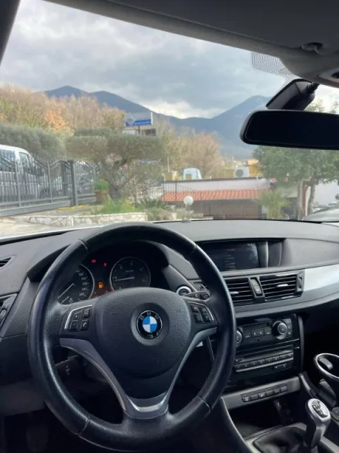 BMW X1 sdrive16d Sport Line - Immagine 11
