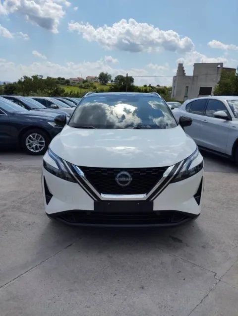 Nissan Qashqai 1.3 mhev N-Connecta 2wd 158cv xtronic - Immagine 2