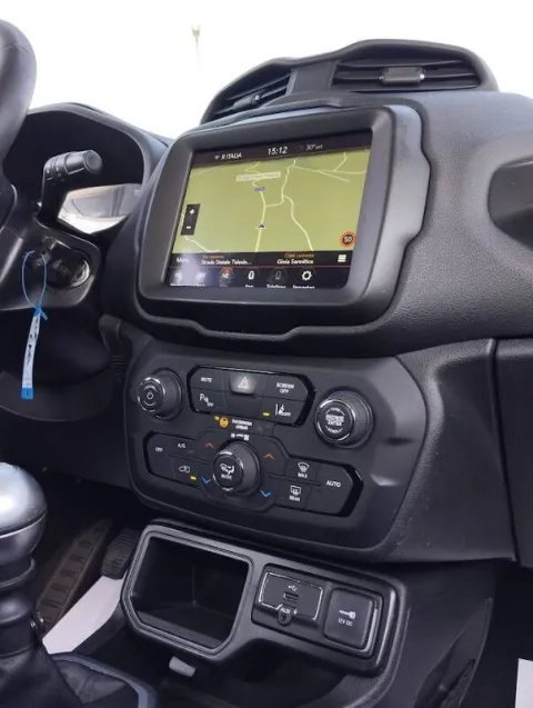 Jeep Renegade 1.0 t3 Longitude 2wd - Immagine 12