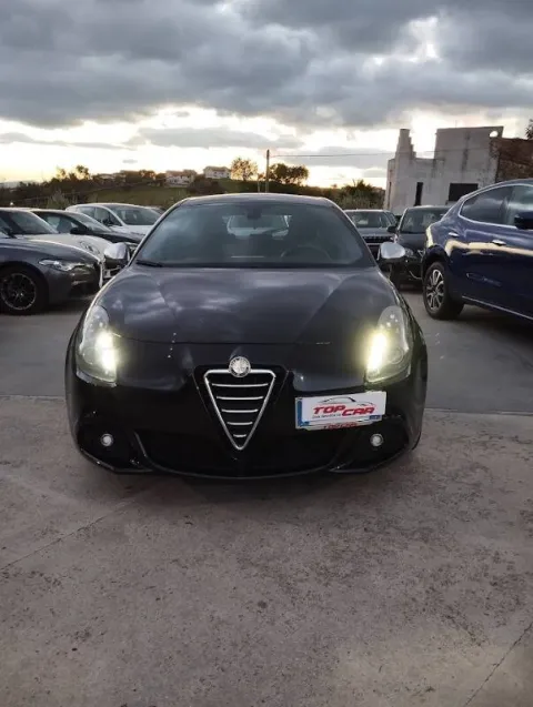 Alfa Romeo Giulietta 2.0 jtdm(2) Exclusive 140cv - Immagine 2