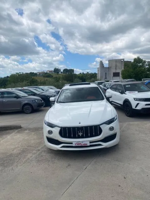 Maserati Levante 2.0 mhev GT 330cv auto - Immagine 2