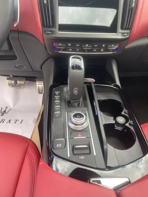 Maserati Levante 2.0 mhev GT 330cv auto - Immagine 10