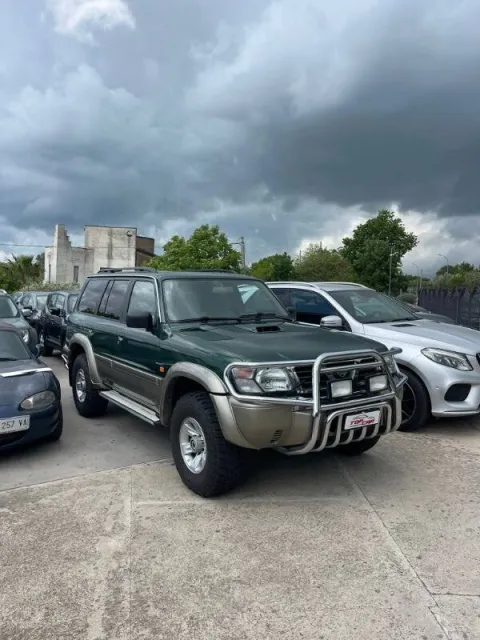 Nissan Patrol GR SW 3.0 td-di Luxury - Immagine 1