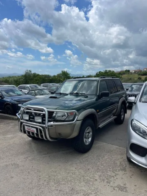 Nissan Patrol GR SW 3.0 td-di Luxury - Immagine 3