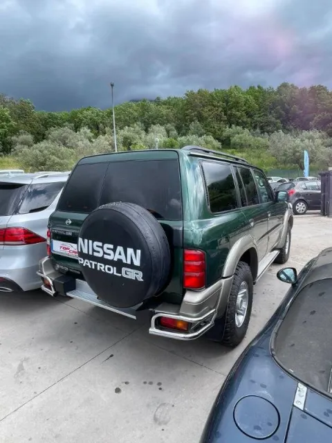 Nissan Patrol GR SW 3.0 td-di Luxury - Immagine 5