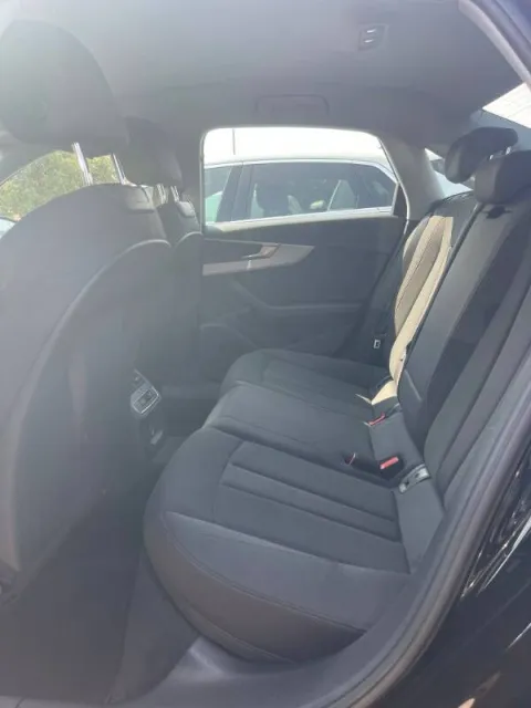 Audi A4 40 2.0 tdi mhev S line edition 204cv s-tronic - Immagine 8