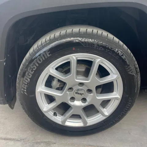 Jeep Renegade 1.6 mjt Limited 2wd 130cv - Immagine 16