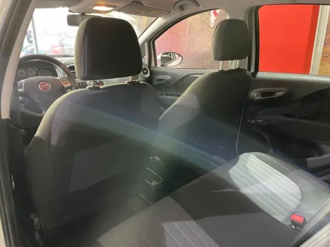 Fiat Punto 5p 1.3 mjt Street s&s 95cv - Immagine 4