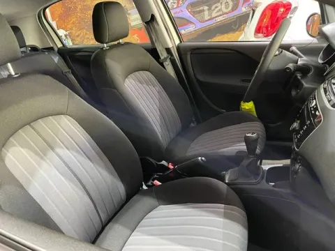Fiat Punto 5p 1.3 mjt Street s&s 95cv - Immagine 9