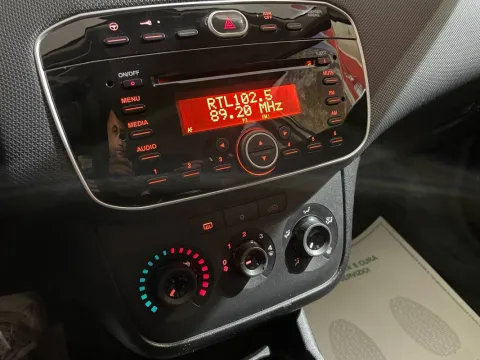 Fiat Punto 5p 1.2 Street E6 - Immagine 9