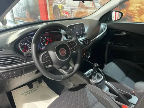 Fiat Tipo SW 1.3 mjt Lounge s&s 95cv my19 - Immagine 6
