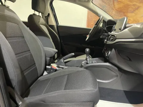 Fiat Tipo SW 1.3 mjt Lounge s&s 95cv my19 - Immagine 15