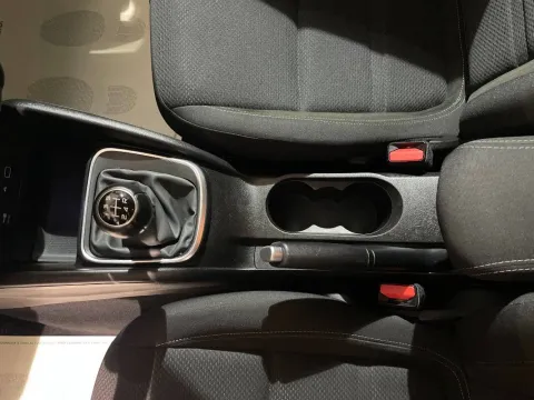 Fiat Tipo SW 1.3 mjt Lounge s&s 95cv my19 - Immagine 21