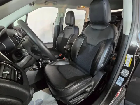 Jeep Compass 2.0 mjt Limited 4wd 140cv auto - Immagine 6