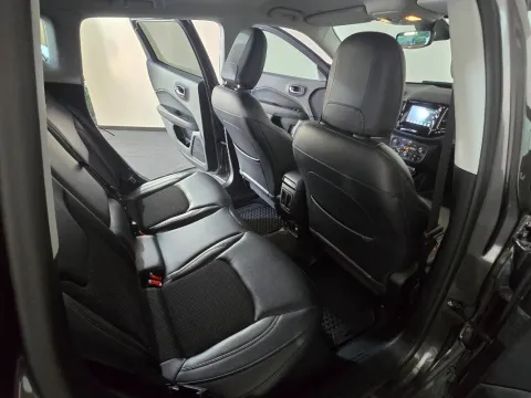 Jeep Compass 2.0 mjt Limited 4wd 140cv auto - Immagine 14