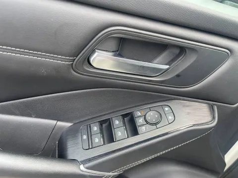 Nissan Qashqai 1.3 mhev N-Connecta 2wd 158cv xtronic - Immagine 24