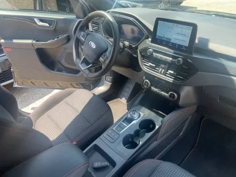 Ford Kuga 2.0 ecoblue ST-Line Design 2wd 120cv auto - Immagine 19