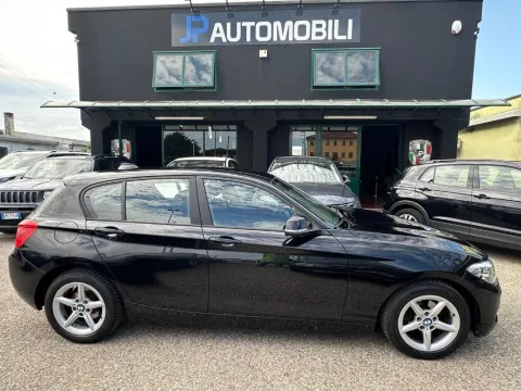 BMW 114d Urban 5p - Immagine 1