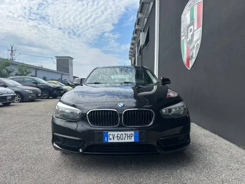 BMW 114d Urban 5p - Immagine 2
