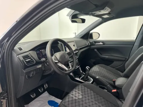Volkswagen T-Cross 1.0 tsi R-Line Plus 115cv - Immagine 9