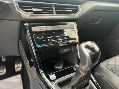 Volkswagen T-Cross 1.0 tsi R-Line Plus 115cv - Immagine 15