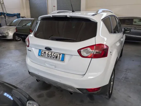 Ford Kuga 2.0 tdci + 4wd 163cv - Immagine 2