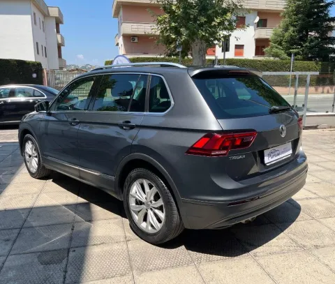 Volkswagen Tiguan 2.0 tdi Business 150cv dsg - Immagine 4