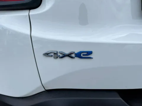 Jeep Renegade 1.3 t4 phev Limited 4xe at6 - Immagine 9