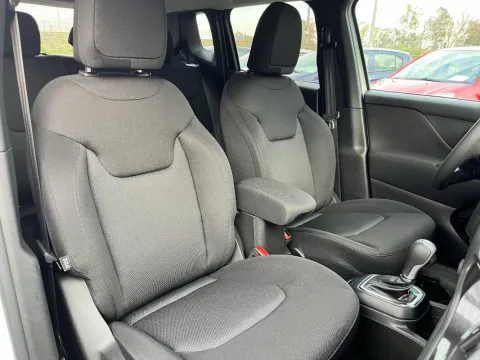 Jeep Renegade 1.3 t4 phev Limited 4xe at6 - Immagine 13