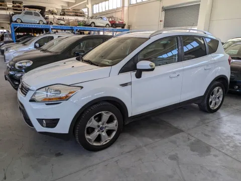 Ford Kuga 2.0 tdci + 4wd 163cv - Immagine 5