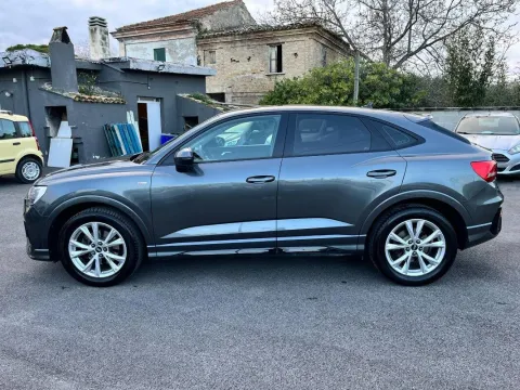 Audi Q3 Sportback 35 2.0 tdi S line edition s-tronic - Immagine 2
