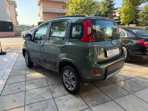 Fiat Panda 1.3 mjt 16v 4x4 75cv - Immagine 4