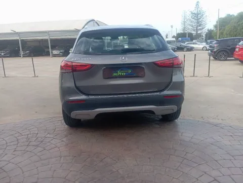 Mercedes GLA 180 d Business auto - Immagine 5