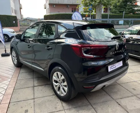 Renault Captur 1.5 blue dci Zen 95cv - Immagine 4